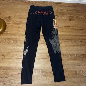 Y2K Ed Hardy pants Size M Jeweled graphic print bedazzled Leggings Retro Grunge